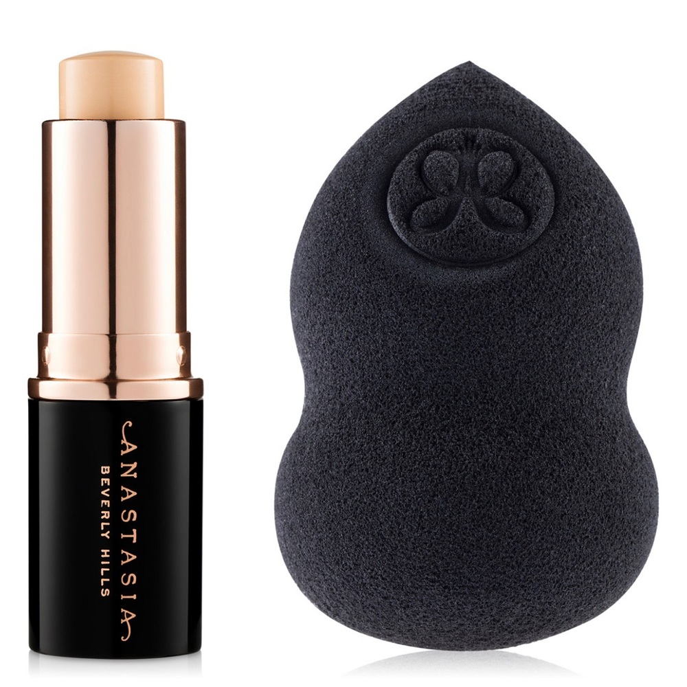 4 piece set Anastasia Beverly Hills set